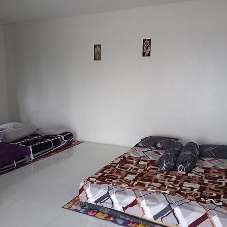 Villa Putih Cisarua Exterior foto