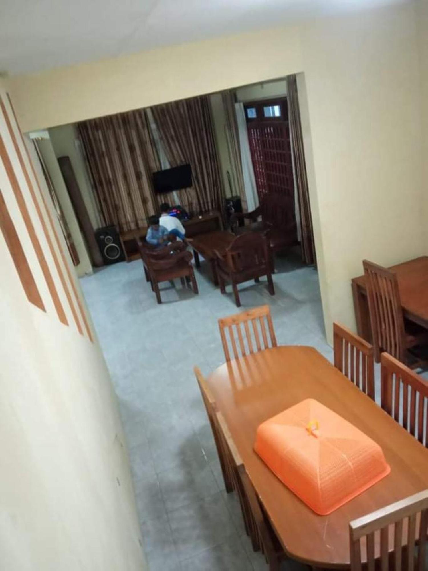 Villa Putih Cisarua Exterior foto