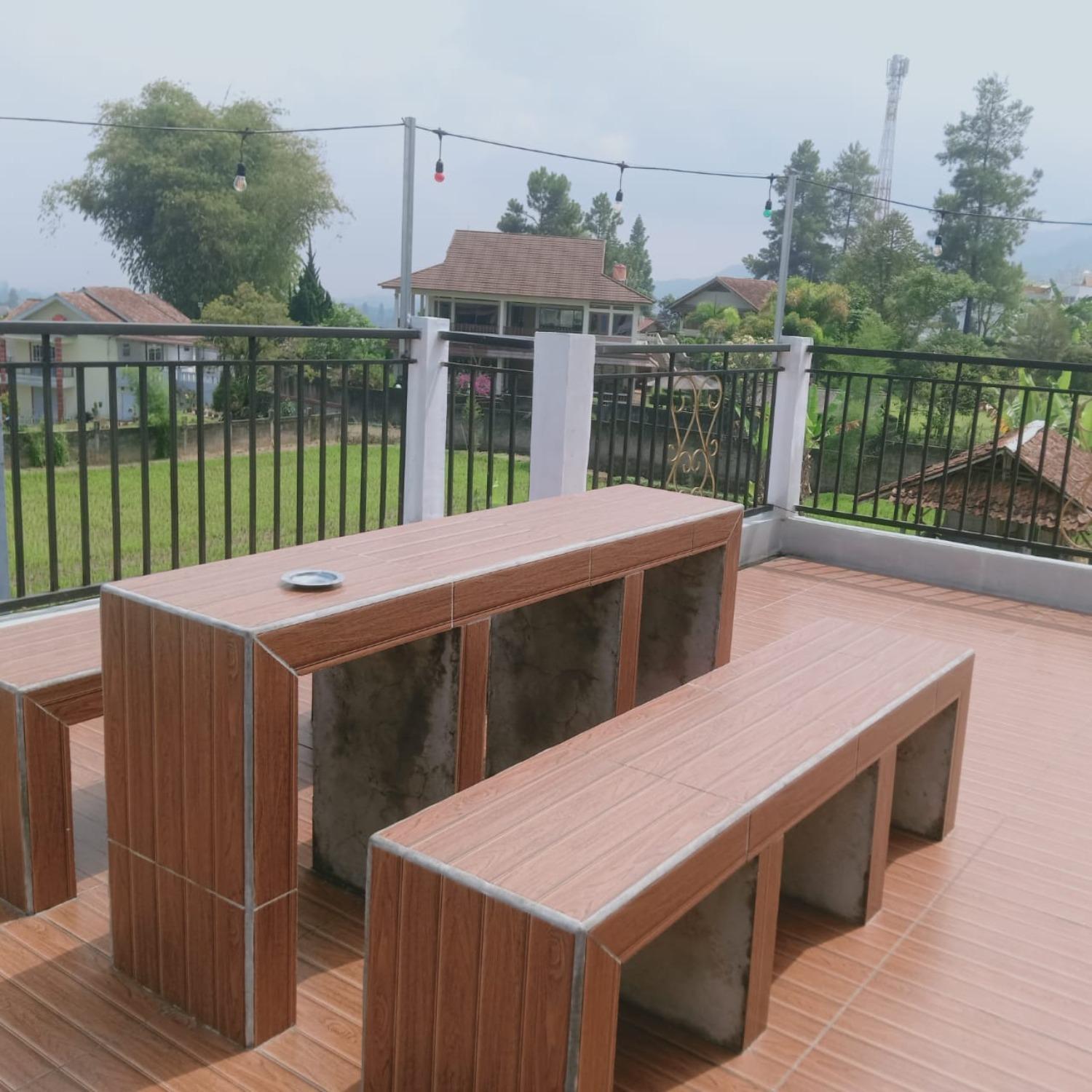 Villa Putih Cisarua Exterior foto